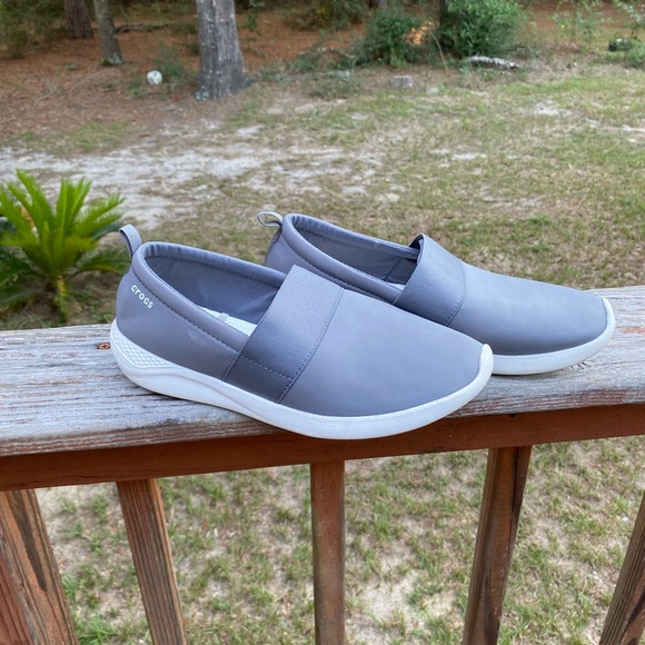 CROCS Shoes - CROCS Size W10 Gray